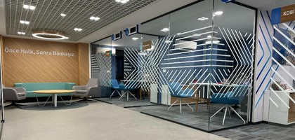 Kurumsal Banka Ofisi Projesi – Alüminyum ve Cam Bölme Sistemleri